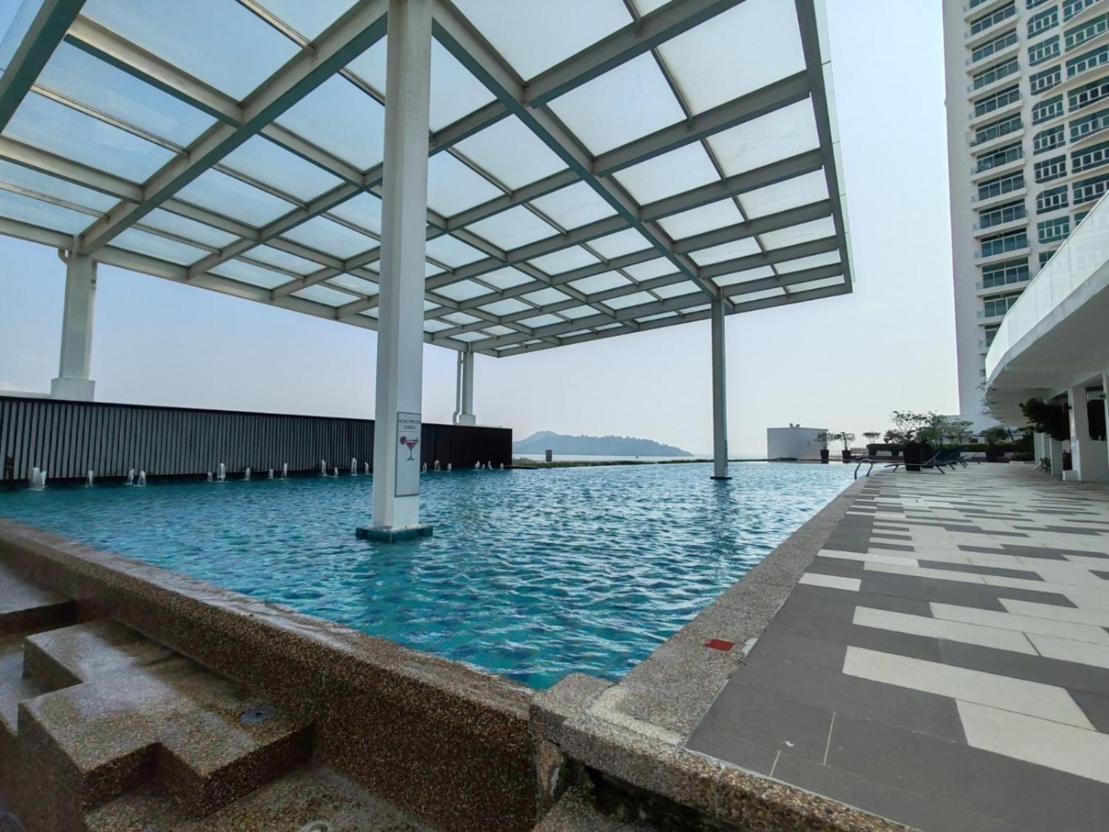 Southbay Seaview A10 #10minqueensbay #15minspice Apartment