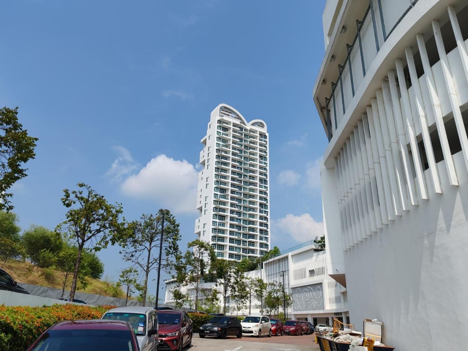 Southbay Seaview A10 #10minqueensbay #15minspice Bayan Lepas