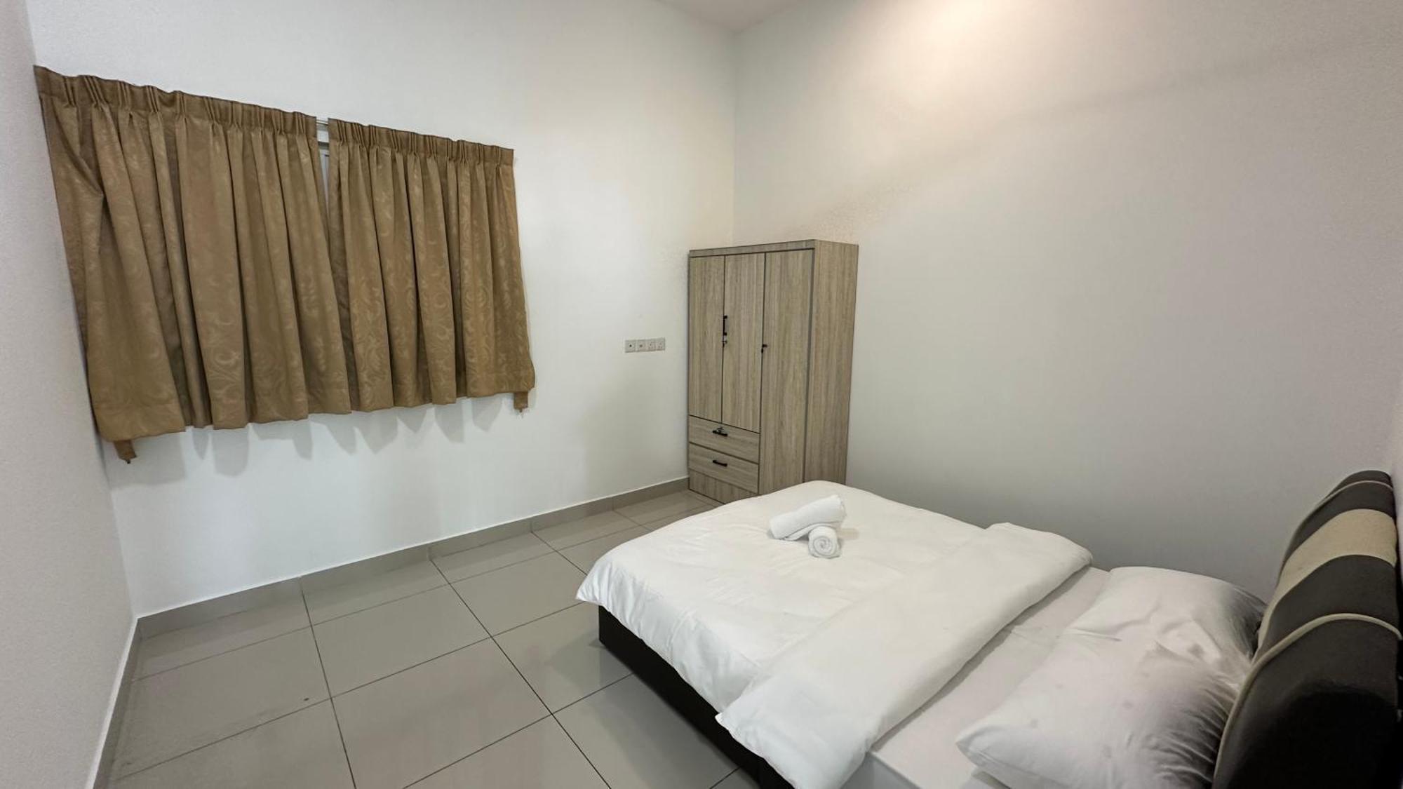 Apartment Southbay Seaview A10 #10minqueensbay #15minspice