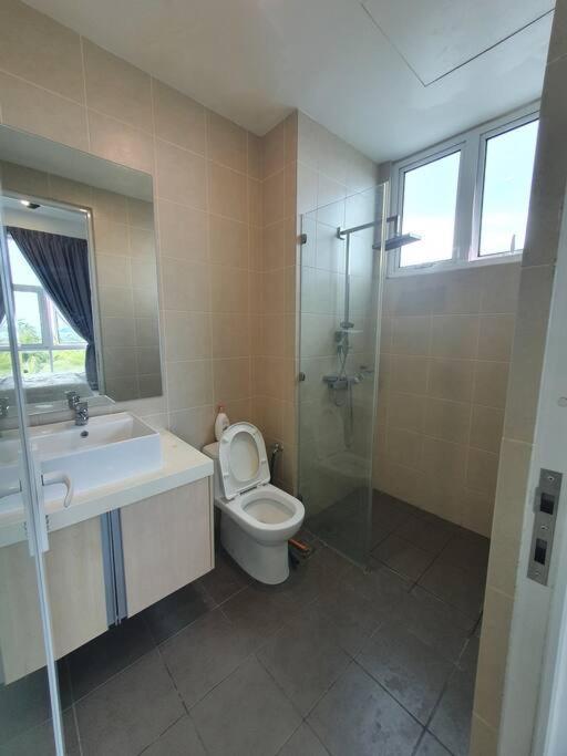 Southbay Seaview A10 #10minqueensbay #15minspice Apartemen